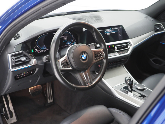 BMW 3 Serie 330e M-Sport High Executive | Shadow-Line | Keyless | Carplay | Camera