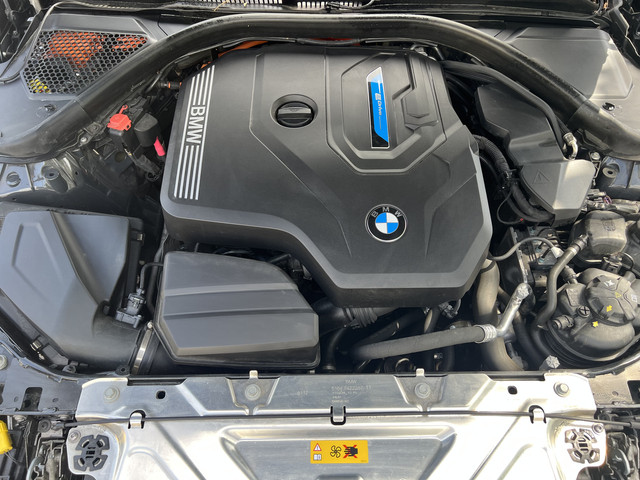 BMW 3 Serie Touring 330e High Executive M-Pakket Pano HUD Laser 3D BOMVOL