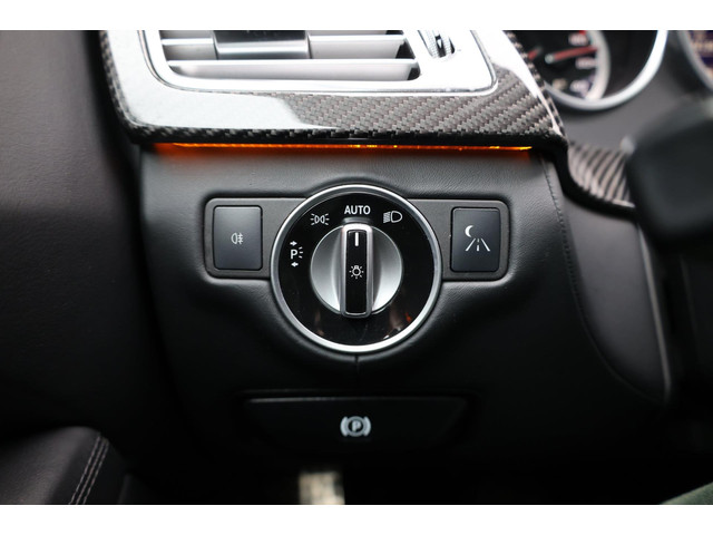 Mercedes-Benz CLS 63 AMG Performance Package LED LUCHTVERING SCHUIFDAK LEER+MASSAGE CAM ACC ECC 12 MDN GARANTIE!