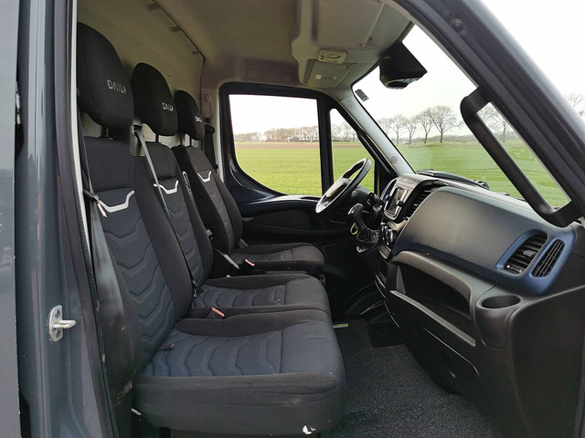 Iveco Daily 35C18HV 3.0 410 AC AUTOMAAT 3.0 LTR EURO6 DUBBELLUCHT!