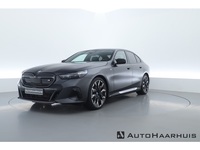 BMW i5 M60 xDrive 84 kWh M Sport Pro | Driving Assistant Pro | Pano | HUD | Deep Frozen Grey  | 21 inch