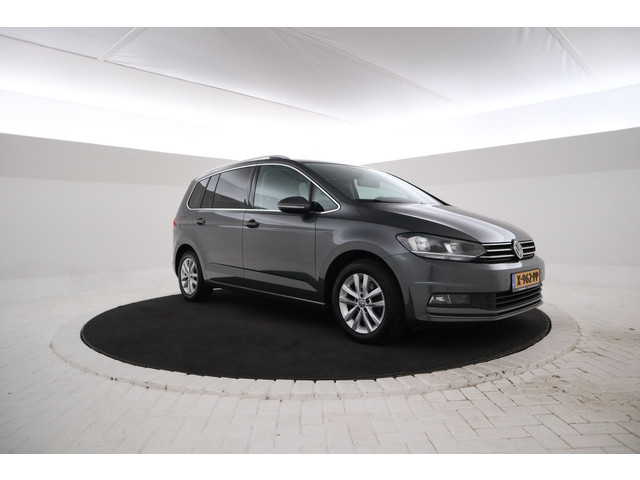 Volkswagen Touran 1.2 TSI Highline Adaptive cruise, Climate, Apple carplay mogelijk