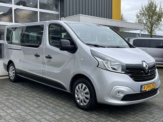 Renault Trafic Passenger 9-persoons 1.6 dCi Grand Expression Energy BTW   BPM vrij marge Lengte 2 Airco Cruise control Navigatie PDC 2e eigenaa
