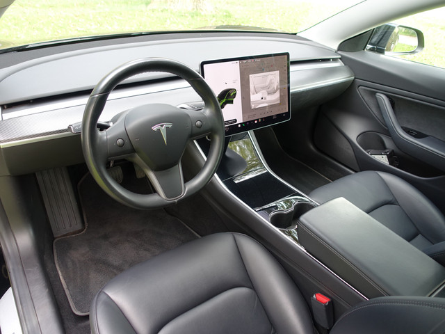 Tesla Model 3 Long Range Performance Edition- Carbon Interieur Afwerking, Full Self Driving, Connectiviteit, Xenon Led, Panodak