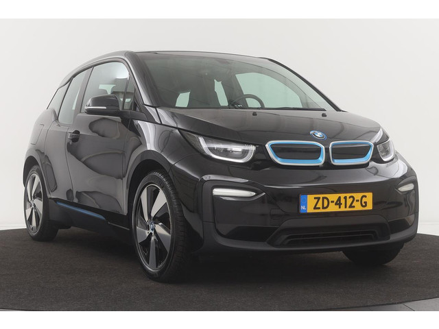 BMW i3 Basis 120Ah 42kWh | Stoelverwarming | Full LED | Navigatie | Climate control | Cruise control | PDC | Bluetooth