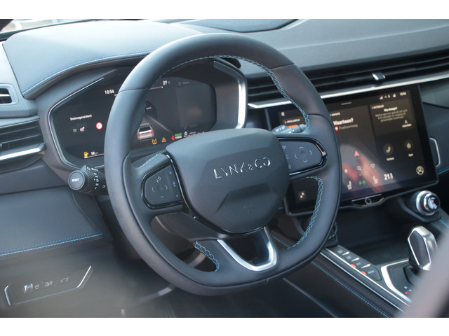 Lynk & Co 01 1.5 262 Pk NL-Auto Zwarte Hemel Panodak LED Infinity 360* Camera Carplay Adpt Cruise