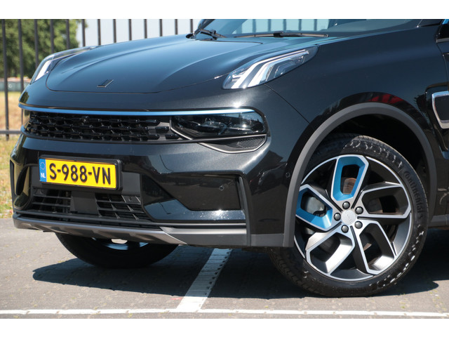 Lynk & Co 01 1.5 262 Pk NL-Auto Zwarte Hemel Panodak LED Infinity 360* Camera Carplay Adpt Cruise