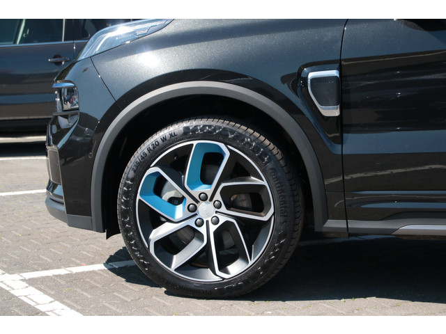 Lynk & Co 01 1.5 262 Pk NL-Auto Zwarte Hemel Panodak LED Infinity 360* Camera Carplay Adpt Cruise