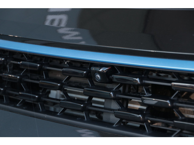 Lynk & Co 01 1.5 262 Pk NL-Auto Zwarte Hemel Panodak LED Infinity 360* Camera Carplay Adpt Cruise