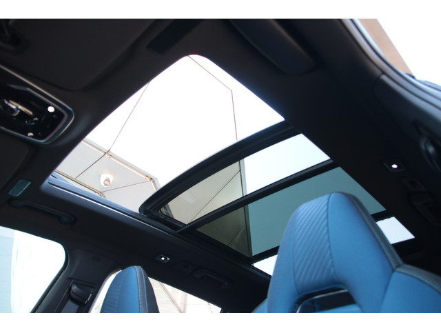 Lynk & Co 01 1.5 262 Pk NL-Auto Zwarte Hemel Panodak LED Infinity 360* Camera Carplay Adpt Cruise