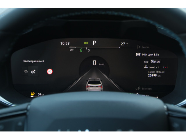 Lynk & Co 01 1.5 262 Pk NL-Auto Zwarte Hemel Panodak LED Infinity 360* Camera Carplay Adpt Cruise