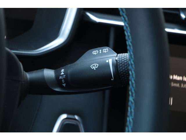 Lynk & Co 01 1.5 262 Pk NL-Auto Zwarte Hemel Panodak LED Infinity 360* Camera Carplay Adpt Cruise