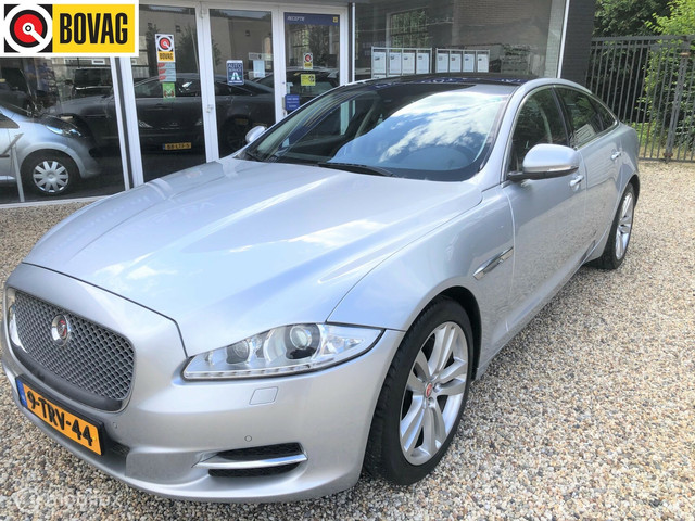 jaguar-xj-premium-luxury---241pk---portfolio---leer---navigatie