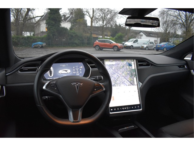 Tesla Model S 75D incl. BTW 334 PK | 4x4 | NL- AUTO | Autopilot | Panoramadak | Luchtvering | Carplay | Camera | 21' inch | Dodehoek detectie