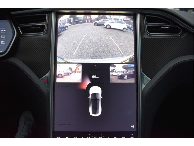Tesla Model S 75D incl. BTW 334 PK | 4x4 | NL- AUTO | Autopilot | Panoramadak | Luchtvering | Carplay | Camera | 21' inch | Dodehoek detectie