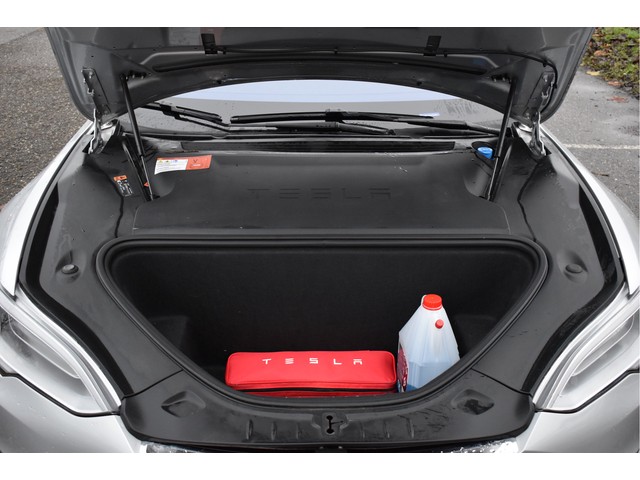 Tesla Model S 75D incl. BTW 334 PK | 4x4 | NL- AUTO | Autopilot | Panoramadak | Luchtvering | Carplay | Camera | 21' inch | Dodehoek detectie