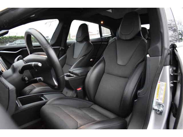 Tesla Model S 75D incl. BTW 334 PK | 4x4 | NL- AUTO | Autopilot | Panoramadak | Luchtvering | Carplay | Camera | 21' inch | Dodehoek detectie