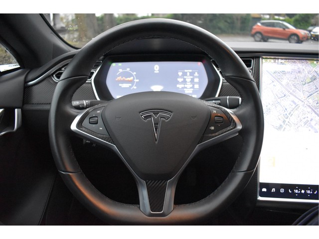 Tesla Model S 75D incl. BTW 334 PK | 4x4 | NL- AUTO | Autopilot | Panoramadak | Luchtvering | Carplay | Camera | 21' inch | Dodehoek detectie