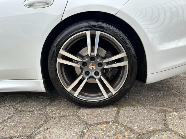 Porsche Panamera Platinum Luxury Automaat-Panorama Opendak-Xenon-Leder Nieuwe APK