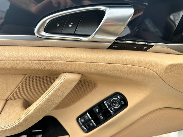 Porsche Panamera Platinum Luxury Automaat-Panorama Opendak-Xenon-Leder Nieuwe APK