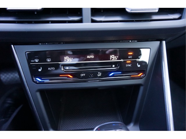 Volkswagen Taigo 1.0 TSI Style| Pano | Virtual cockpit | Pano | LED | Clima | Stoelverwarming