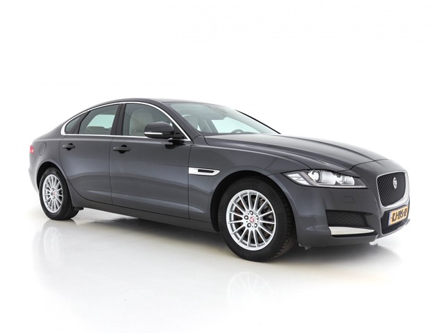 jaguar-xf-2.0d-portfolio-premium-business-pack-aut-luxury-leather---bi-xenon---navi-fullmap---keyless---meridian-surround---shift-paddles