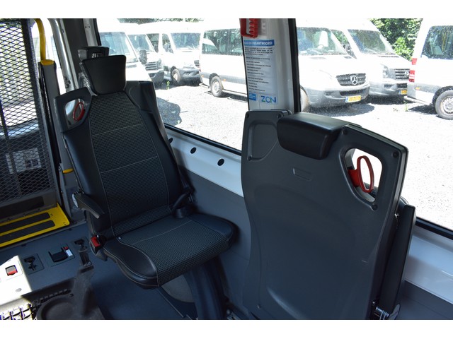 Volkswagen Crafter 35 2.0 TDI L2H1 APK tot 09-26 € 8250.- excl btw Airco Rolstoelbus BPM Vrij 9Pers