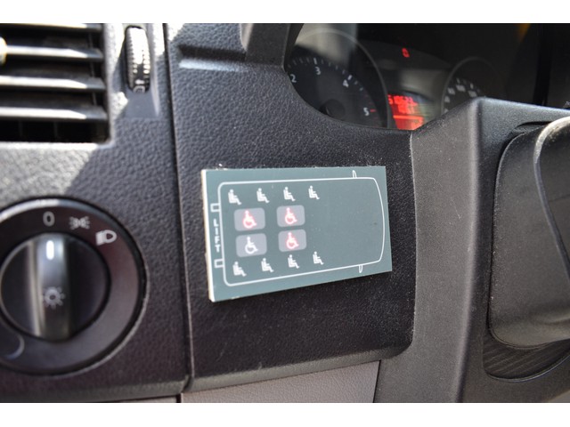 Volkswagen Crafter 35 2.0 TDI L2H1 APK tot 09-26 € 8250.- excl btw Airco Rolstoelbus BPM Vrij 9Pers