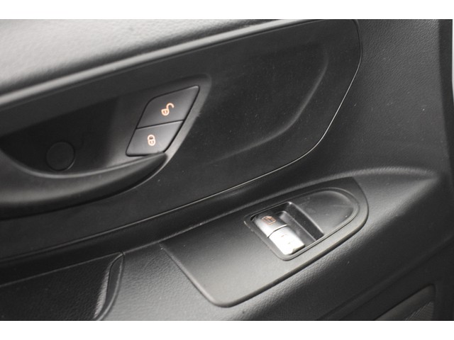 Mercedes-Benz Vito Tourer 109 BlueTEC XL L3 9 Personen Airco BPM-Vrij