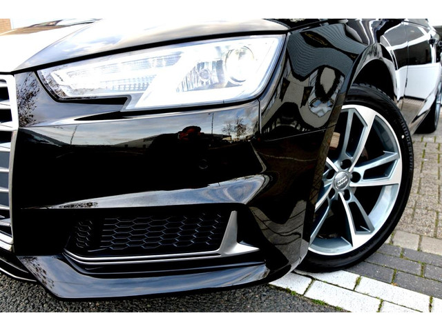 Audi A4 AVANT 35 TFSI Design ECC PDC V&A LED LMV18 NAVI PANO