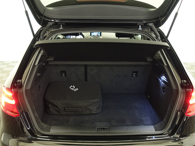 Audi A3 Sportback 1.4 e-tron S-line Aut- Virtual Cockpit, Sport Leder, Keyless, Xenon Led Matrix, Standkachel