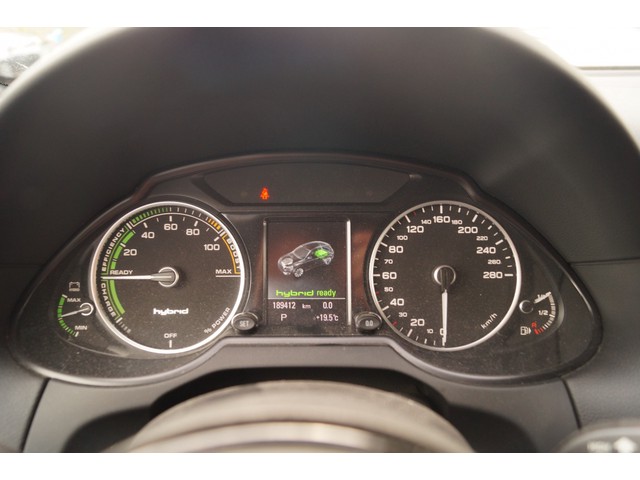 Audi Q5 2.0 TFSI 210pk Hybrid Quattro S Edition -LEER-NAVI-