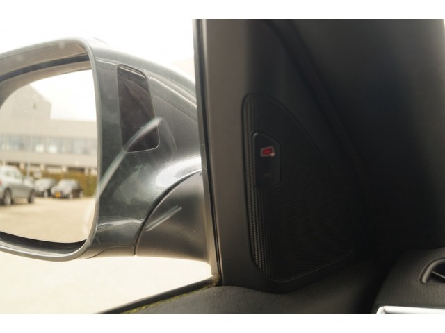 Audi Q5 2.0 TFSI 210pk Hybrid Quattro S Edition -LEER-NAVI-