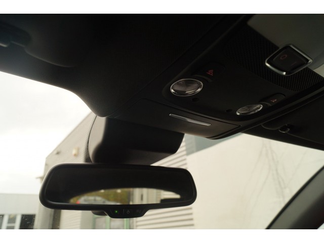 Audi Q5 2.0 TFSI 210pk Hybrid Quattro S Edition -LEER-NAVI-