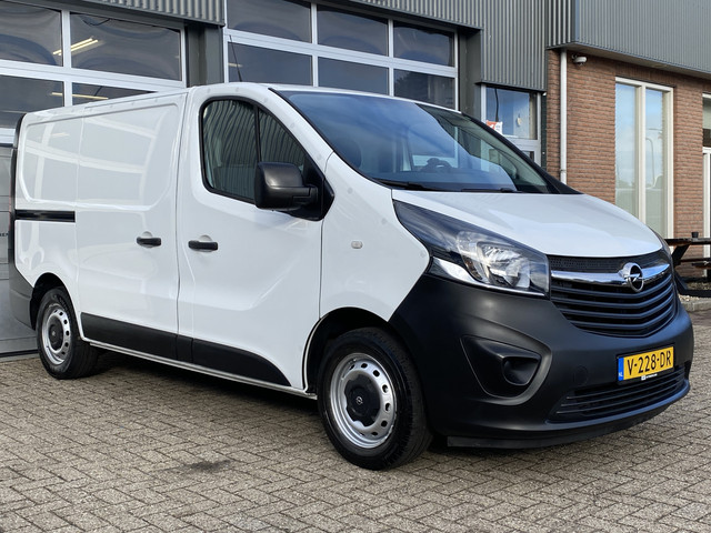 opel-vivaro-1.6-cdti-l1h1-126pk-bpm-vrij-airco-kastinrichting-cruise-controle-trekhaak-2000kg-achteruitrij-camera-ladekasten-bluetooth-telef