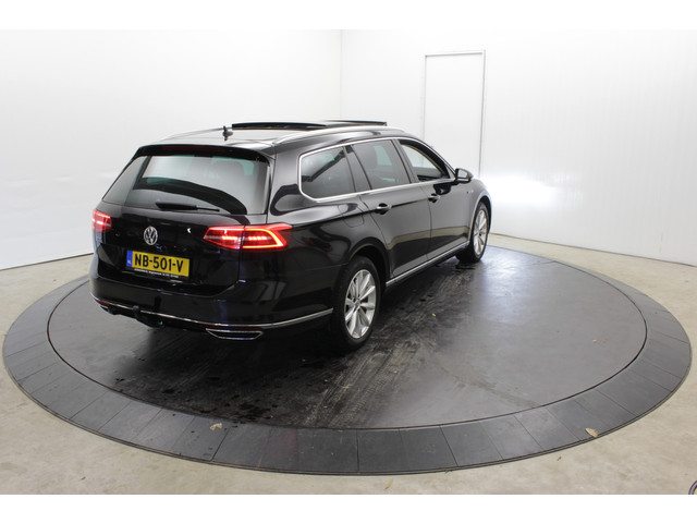 Volkswagen Passat GTE SOH 88% Virtual Trekh Leer Panodak Camera NAP