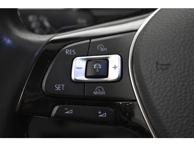 Volkswagen Passat GTE SOH 88% Virtual Trekh Leer Panodak Camera NAP