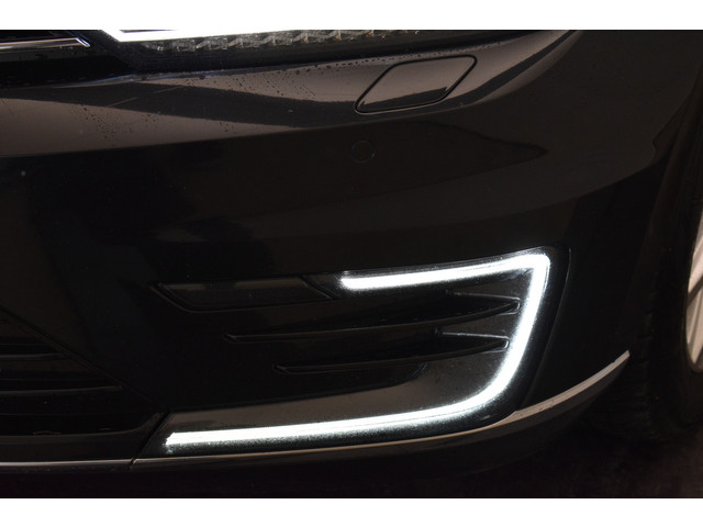 Volkswagen Passat GTE SOH 88% Virtual Trekh Leer Panodak Camera NAP