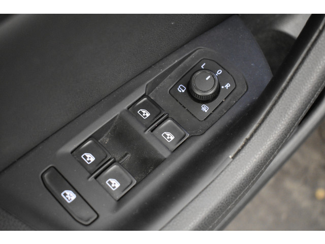 Volkswagen Passat GTE SOH 88% Virtual Trekh Leer Panodak Camera NAP