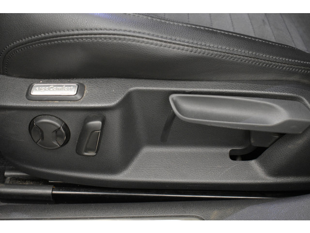 Volkswagen Passat GTE SOH 88% Virtual Trekh Leer Panodak Camera NAP