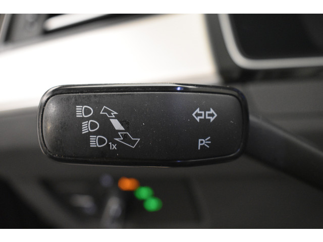 Volkswagen Passat GTE SOH 88% Virtual Trekh Leer Panodak Camera NAP