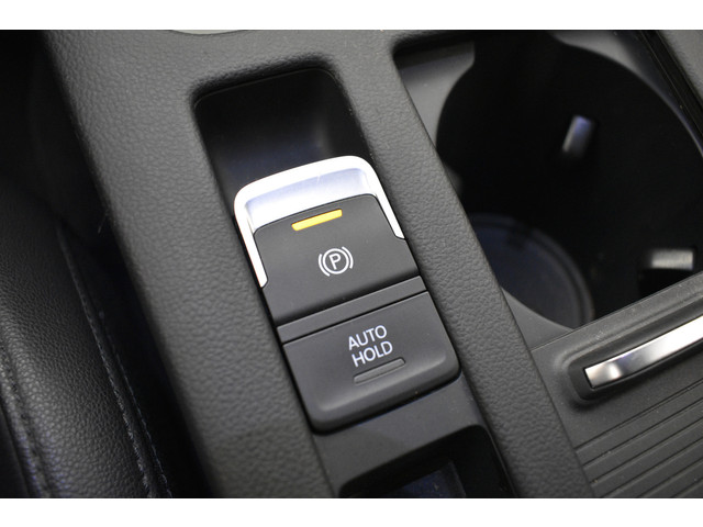 Volkswagen Passat GTE SOH 88% Virtual Trekh Leer Panodak Camera NAP