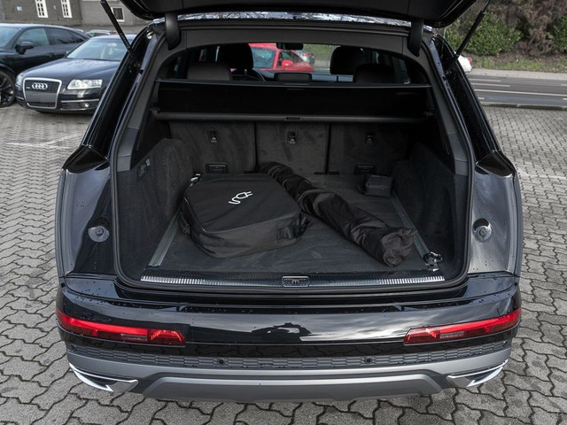 Audi Q7 55 TFSI e quattro 381 PK S-Line ACC Luchtvering Virtual Head-Up 20 Inch