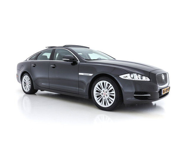jaguar-xj-3.0-v6d-portfolio-long-incl-btw-aut.-pano---nappa-luxury-leather----bi-xenon---meridian-audio---memory-pack---keyless---camer