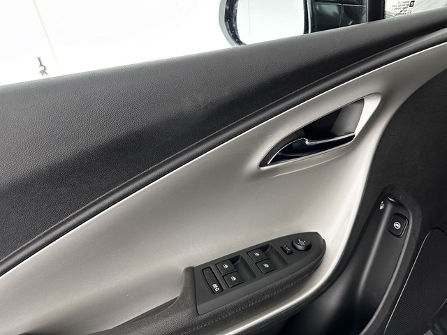 Chevrolet Volt 1.4 LT Plug-In Hybrid Aut. * LUXURY-LEATHER | HEATED-COMFORTSEATS | CRUISE | DIGI-COCKPIT | KEYLESS | ECC | 17ALU*