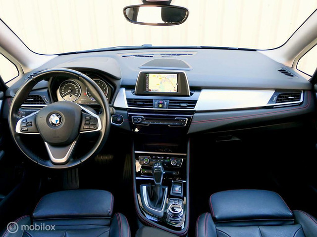 BMW 2 Serie Active Tourer 225XE Sport Line - leer - LED - 18 inch