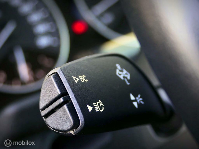 BMW 2 Serie Active Tourer 225XE Sport Line - leer - LED - 18 inch