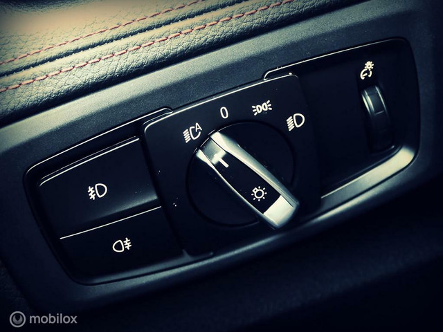 BMW 2 Serie Active Tourer 225XE Sport Line - leer - LED - 18 inch