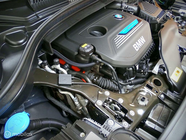 BMW 2 Serie Active Tourer 225XE Sport Line - leer - LED - 18 inch