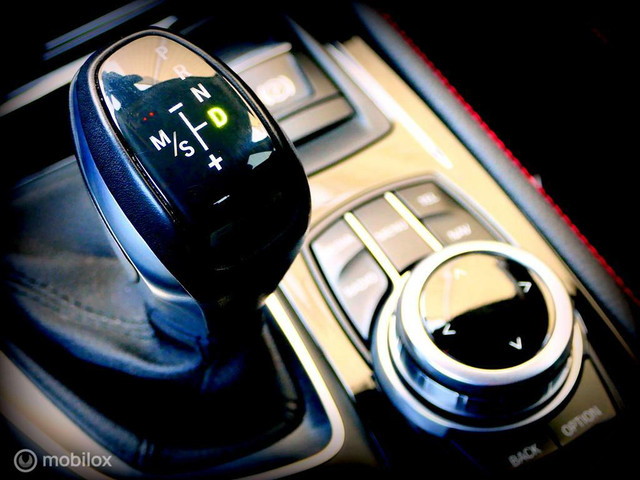 BMW 2 Serie Active Tourer 225XE Sport Line - leer - LED - 18 inch